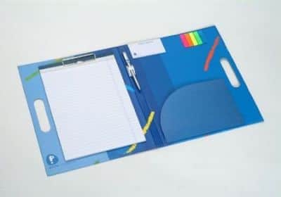 פולדר קשיח עם ידית